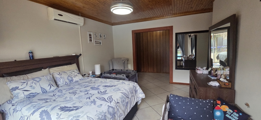 4 Bedroom Property for Sale in Hillcrest Northern Cape